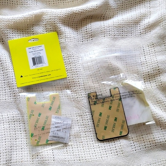 Zumba Phone GREEN Silicone Wallet phone pocket - Picture 2 of 2